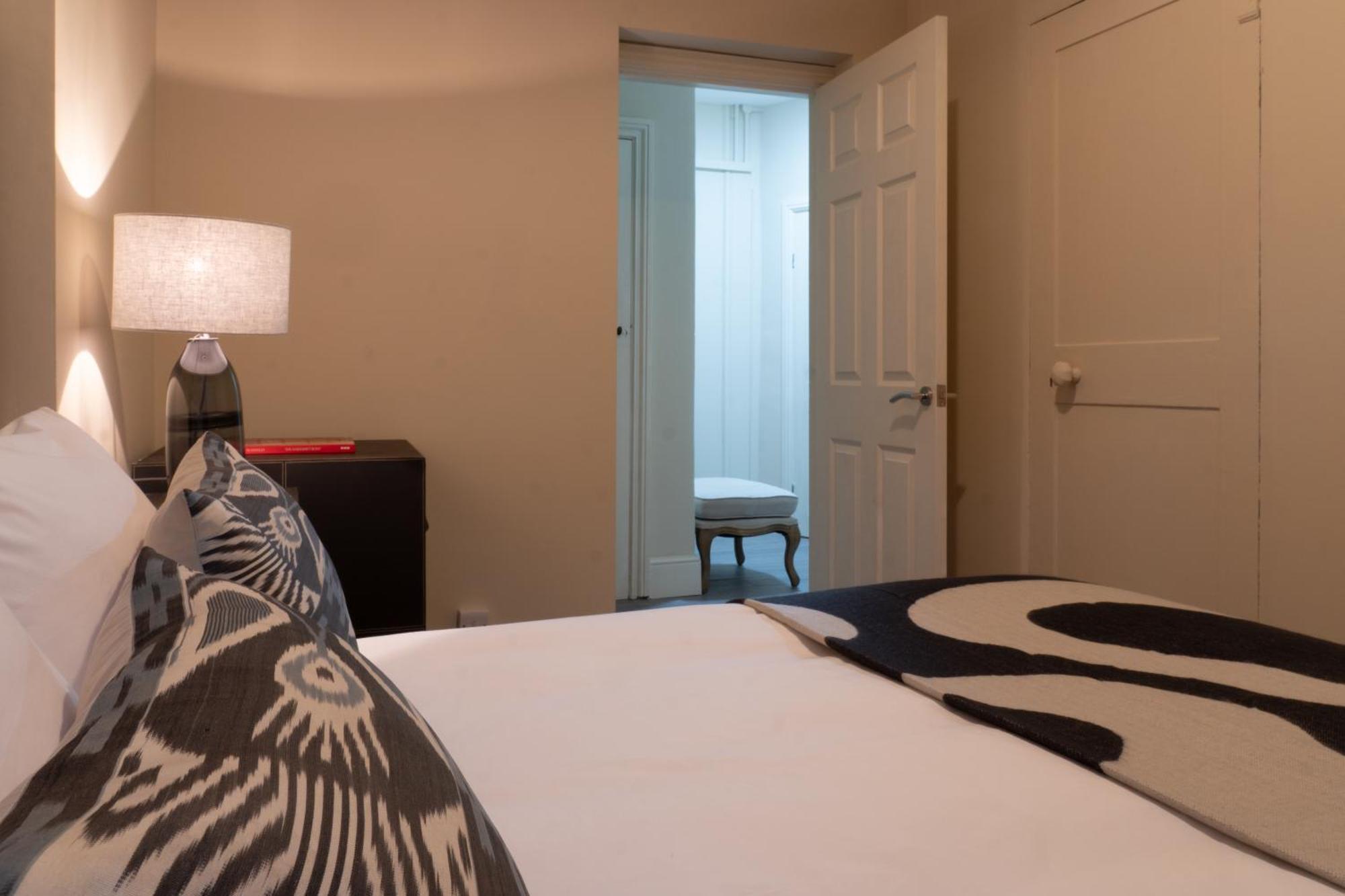 The Egerton - Luxury Apartament