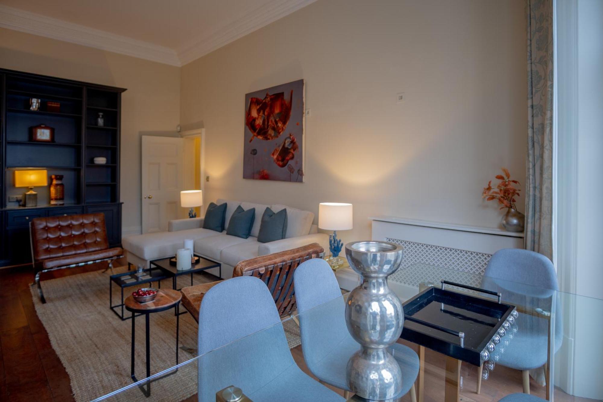 Apartament The Egerton - Luxury Londra