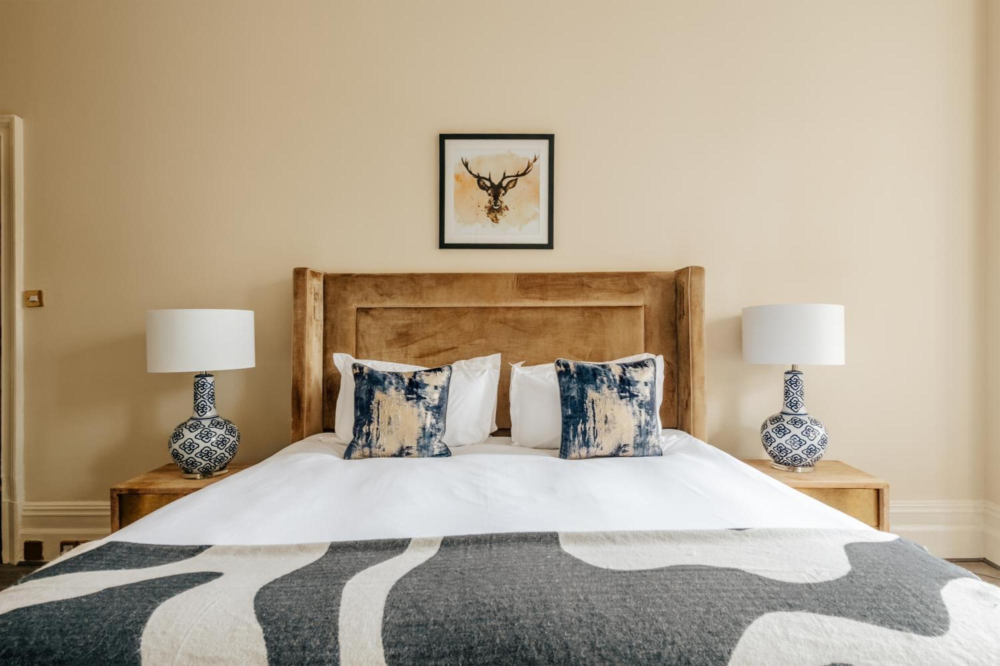 Apartament The Egerton - Serviced Londra