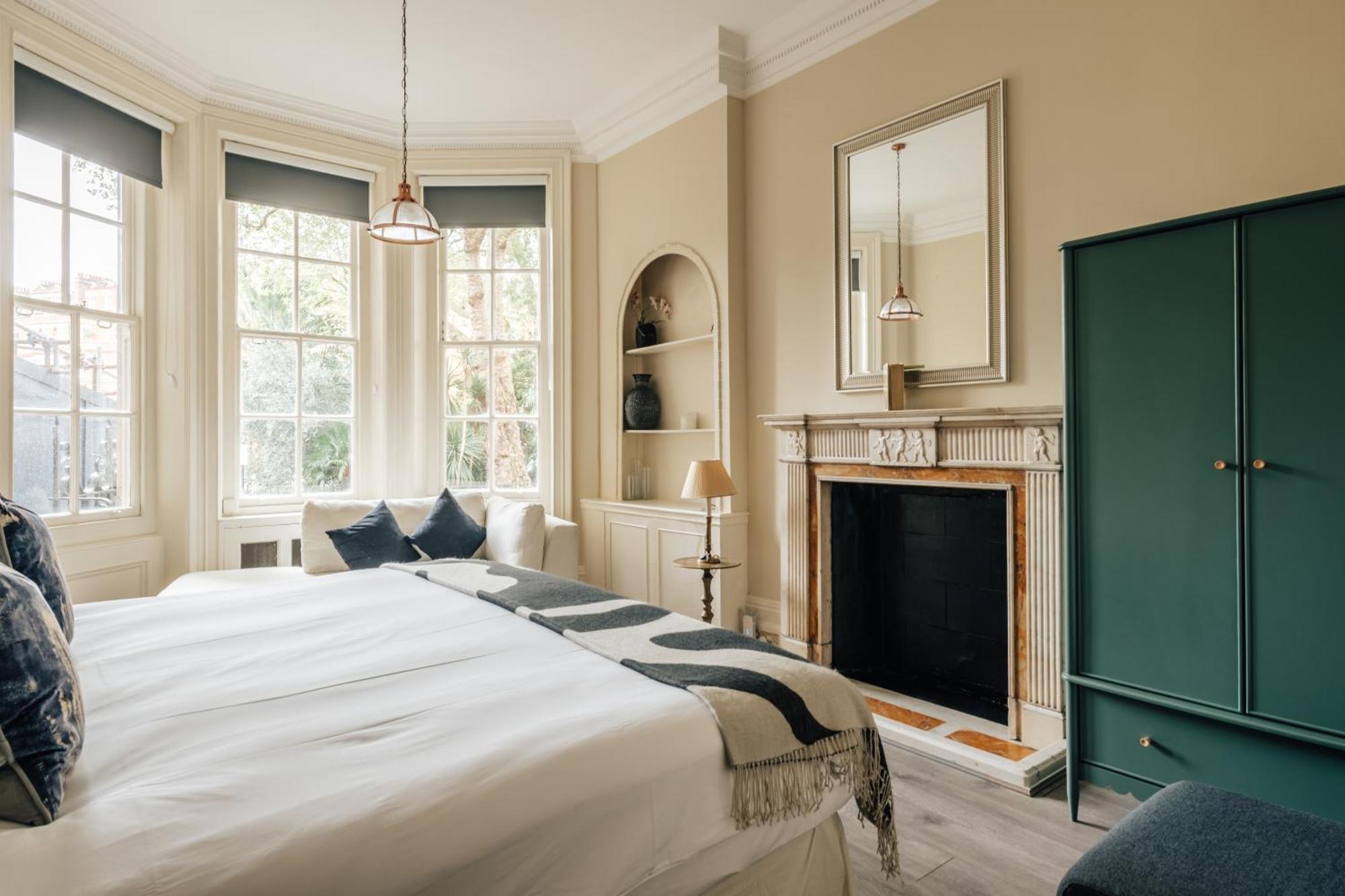 The Egerton - Luxury Apartament